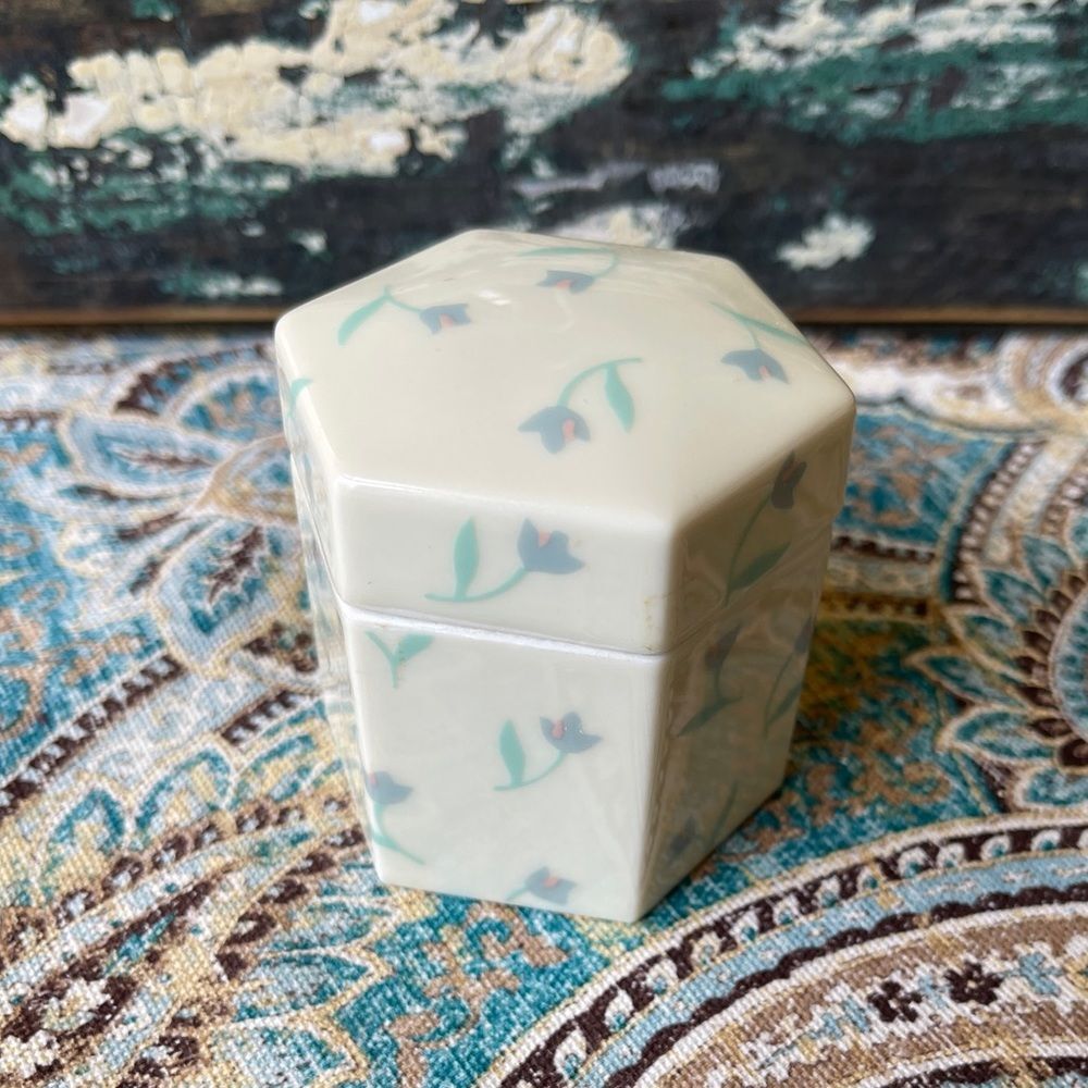 Porcelain Trinket Box Octagonal Floral Lidded Vintage Blue and White
